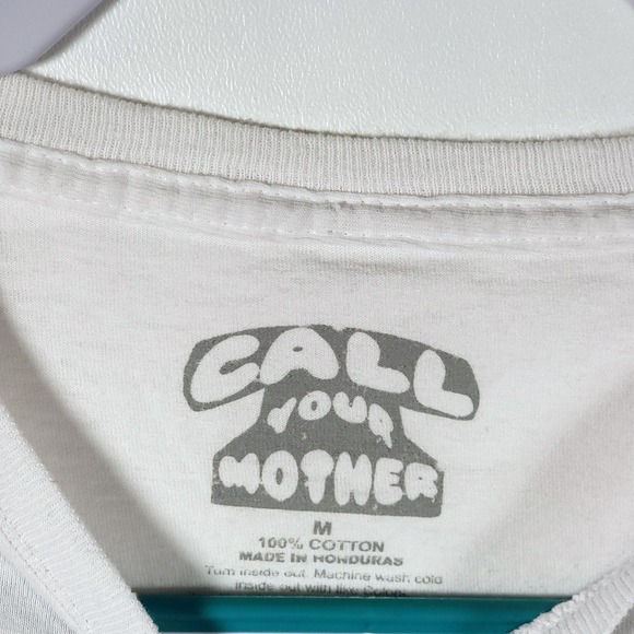 Call Your Mother Mens T-Shirt Size Medium Mt Fiji Red Sun Japanese Pop Culture - Picture 3 of 16